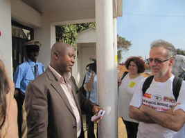 19) The Ghanian Consul Addresses protestors outside the Embassy