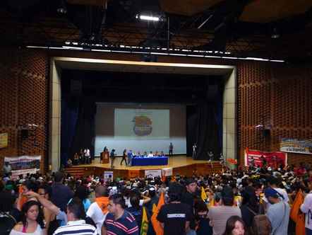 Concluyo exitosamente el Foro Social Urbano Alternativo y Popular en Medellín